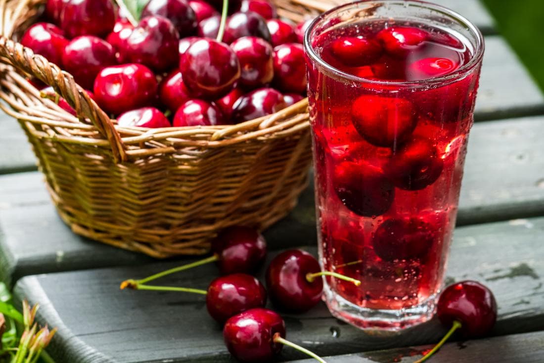 Benefits of cherry juice: मानसून में चेरी का जूस होता है काफी फायदेमंद, जानिए अनगिनत लाभ