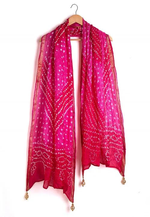 Dupatta Hacks : सूट पर चुन्नी लगाने के सिंपल 9 हैक्स, आप भी ट्राई करें