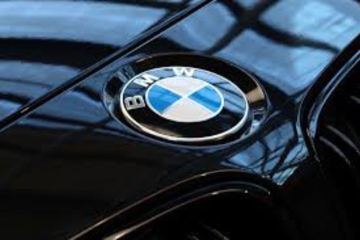 BMW को ग्राहक के अंगूठे कटने के मामले में 15.86 करोड़ रुपये का मुआवजा देने का आदेश BMW को ग्राहक के अंगूठे कटने के मामले में 15.86 करोड़ रुपये का मुआवजा देने का आदेश