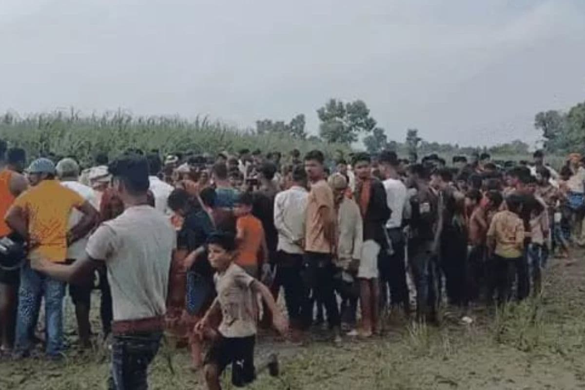 नाथनगर में घर में घुसकर किसान की हत्या, आक्रोशित ग्रामीणों ने किया सड़क जाम