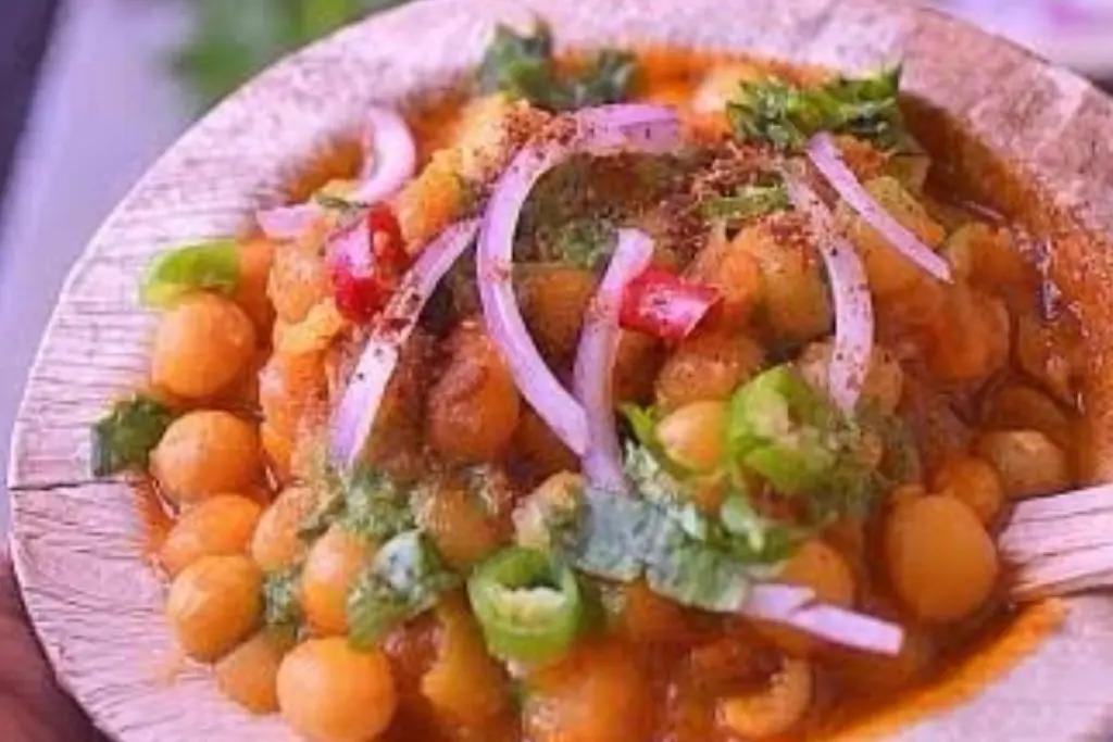 Ghugni Chaat
