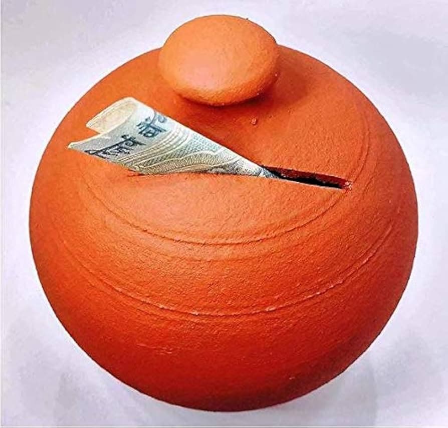 Piggy Bank benefits : घर में मिट्टी की गुल्लक रखने से होता है शुभ, जानिए लाभ
