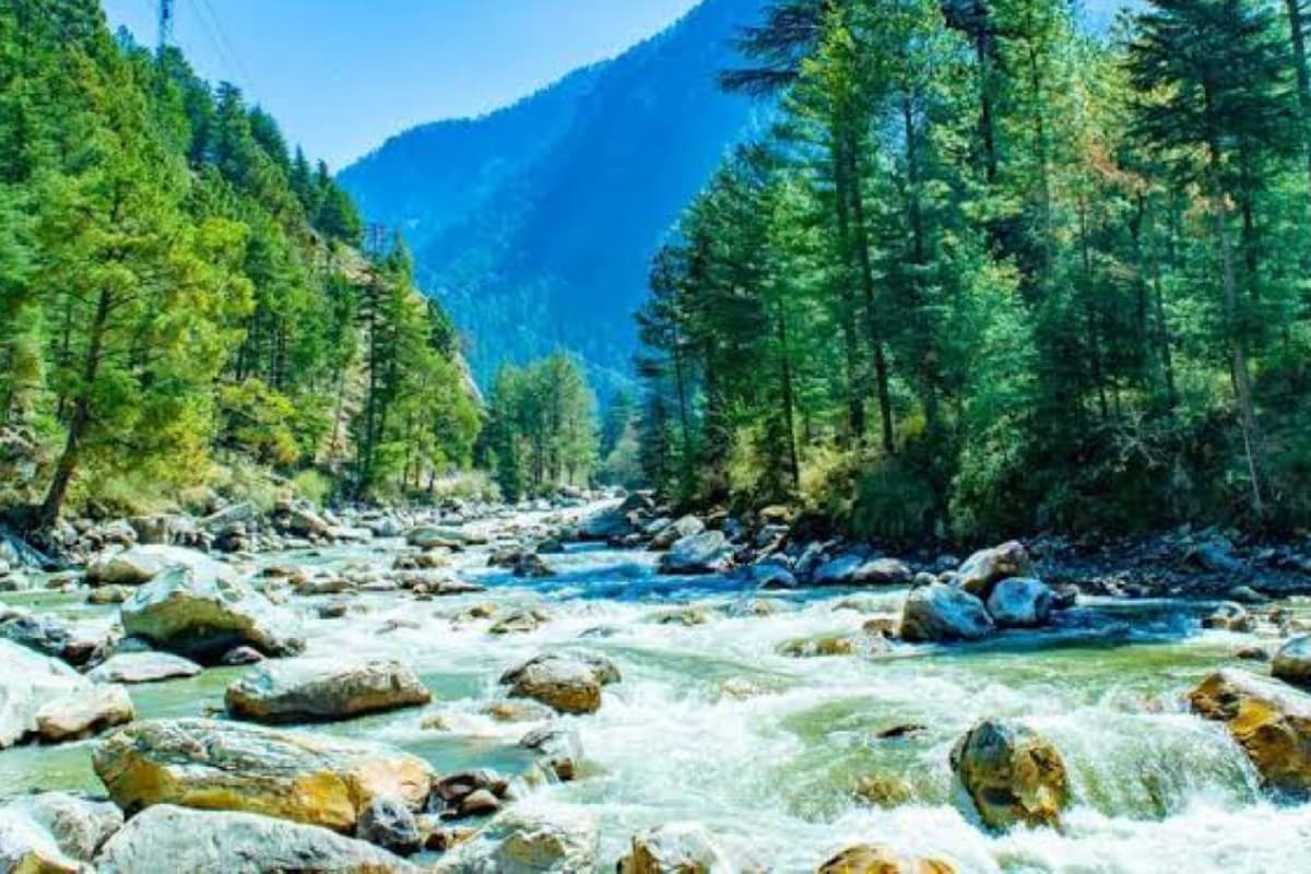 IRCTC Tour Package: IRCTC के साथ बेहद सस्ते दाम में करें हिमाचल की सैर, केवल इतना है किराया