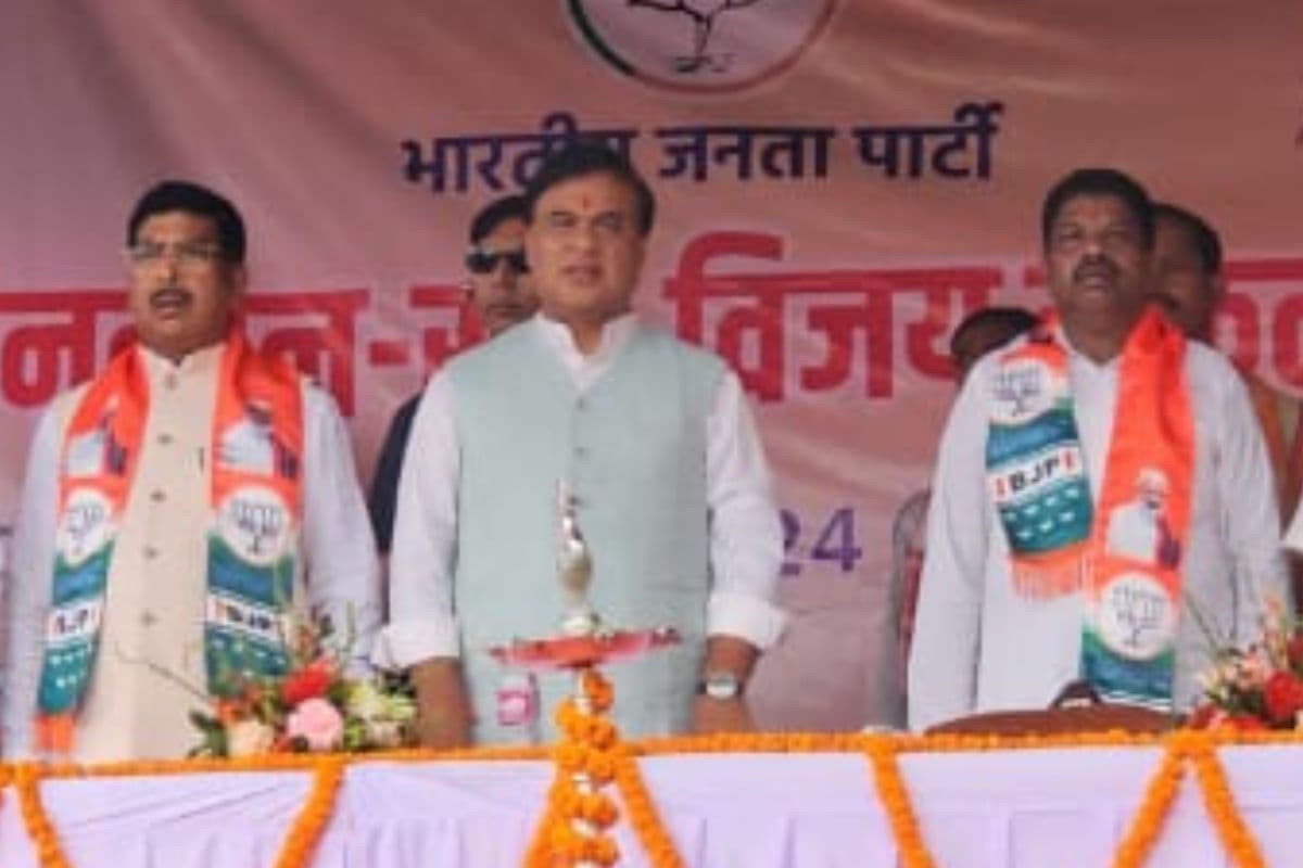 Jharkhand Politics: हिमंता बिस्वा सरमा ने घुसपैठियों के बहाने कांग्रेस और झामुमो पर साधा निशाना, कांग्रेस ने किया पलटवार