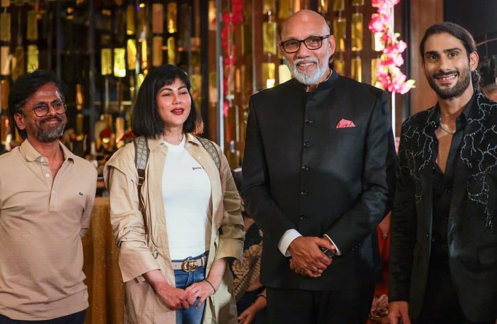 Partik babbar, sathyaraj, wardha nadiadwala and A.R Murugadoss