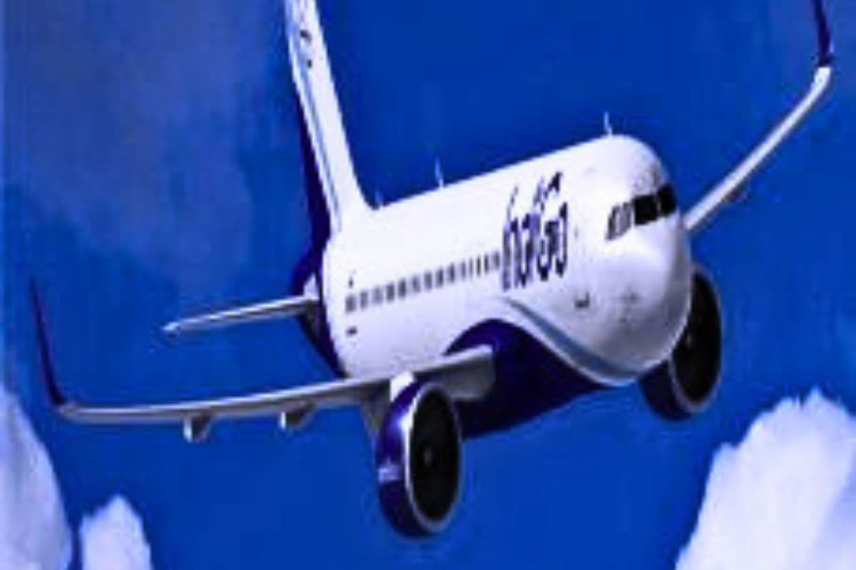 IndiGo Flight: अबू धाबी से दिल्ली आ रही इंडिगो की फ्लाइट को मस्कट किया गया डायवर्ट, यात्रियों में हड़कंप