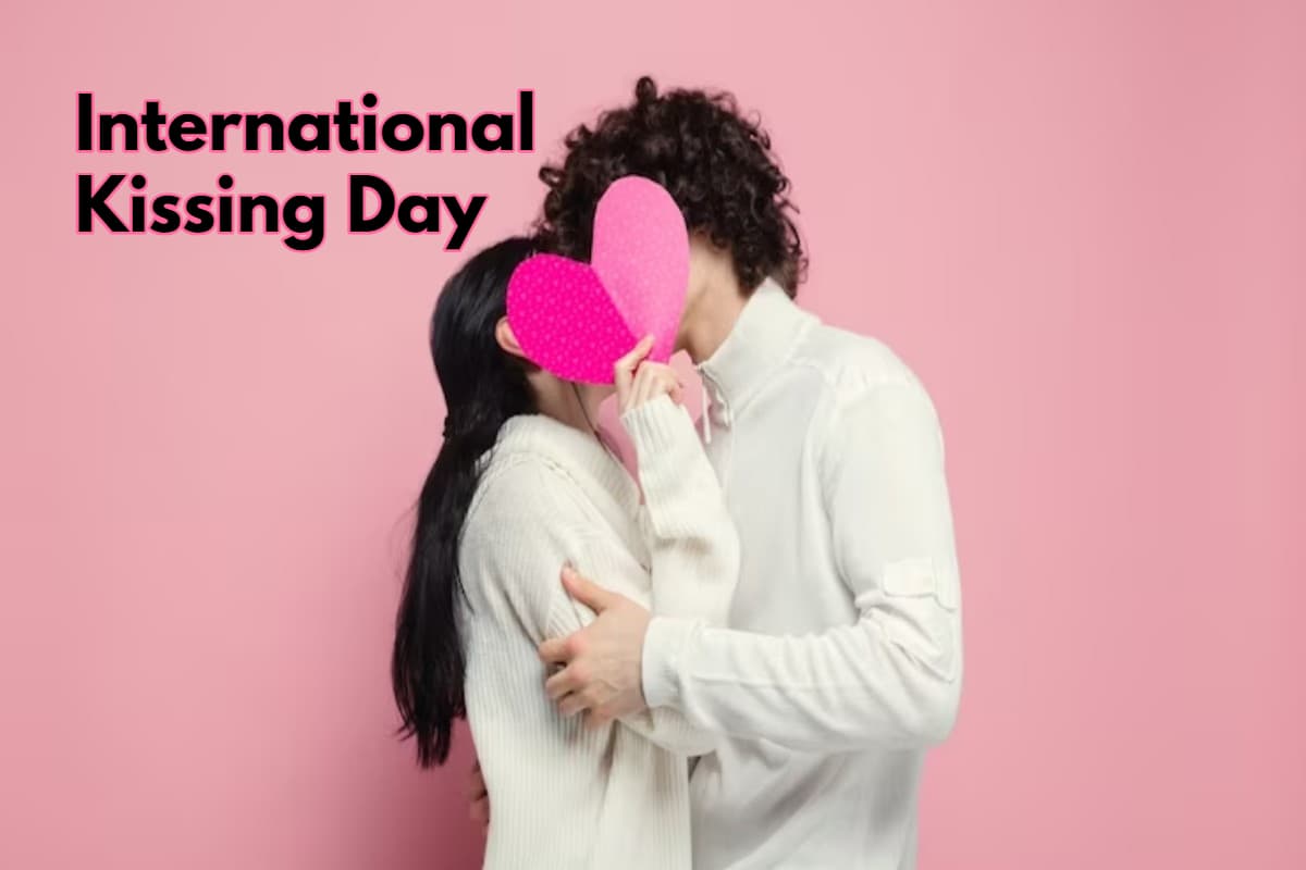 International Kissing Day 2024: किस करने के ये हैं 6 सबसे बड़े फायदे