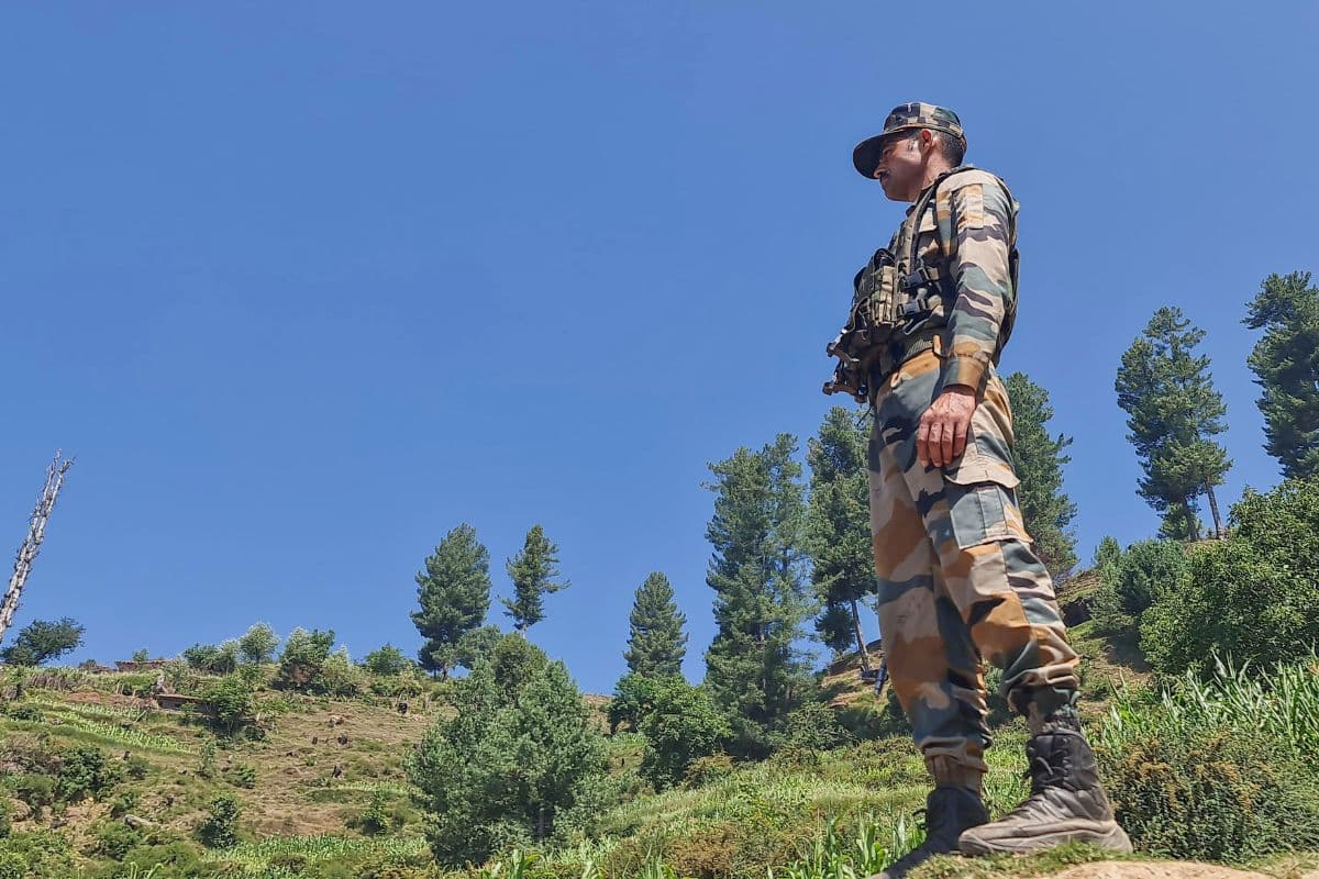 Jammu And Kashmir: जम्मू क्षेत्र में जनवरी से अबतक 10 बार हो चुके हैं आतंकवादी हमले, 12 जवान शहीद, 10 नागरिकों की गई जान