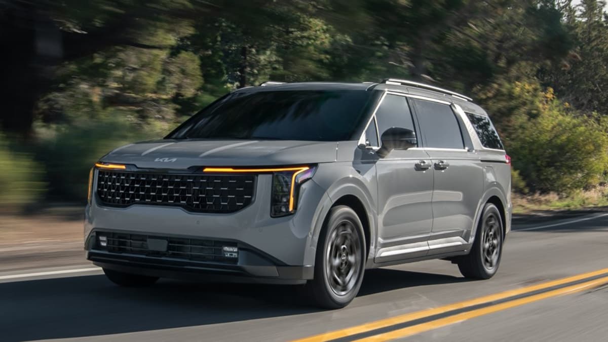 नई किआ कार्निवल इस अक्टूबर से भारत में CBU के रूप में बिक्री के लिए उपलब्ध होगी