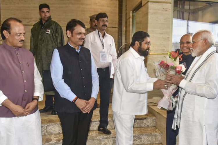 Maharashtra Assembly Election 2024: अजित पवार से दूरी बनाएगी बीजेपी? 150 सीट पर चुनाव लड़ने का प्लान