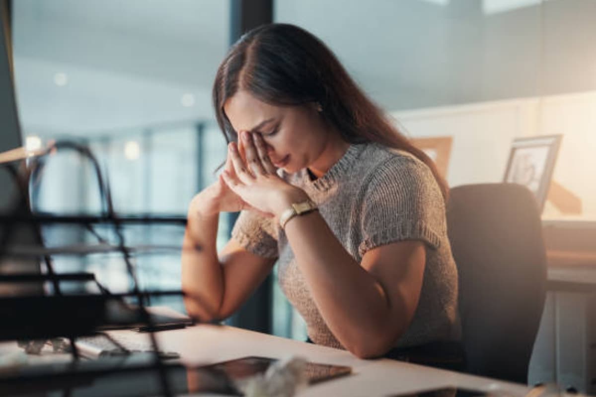 Mental Health Tips: एक ही बात को 100 बार सोचते है, तो अपनाएं ये मेंटल टिप्स