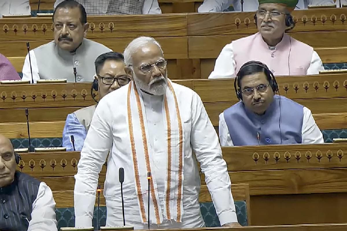 अब पीएम नरेंद्र मोदी देंगे राहुल गांधी के बयान का चुन-चुनकर जवाब, एनडीए संसदीय दल की बैठक में बनी रणनीति