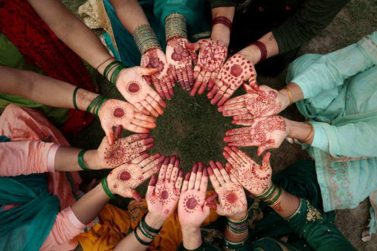 Hariyali Teej 2024 Date and Time: सावन में क्यों मनाया जाता है ये तीज, जानें पूजा के नियम