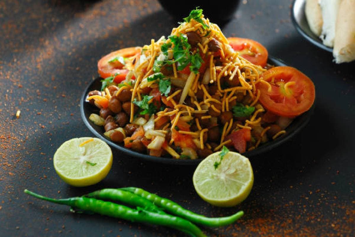 Monsoon Special: घर पर 5 मिनट में ऐसे बनाएं 'चना चाट', देखें आसान रेसीपी