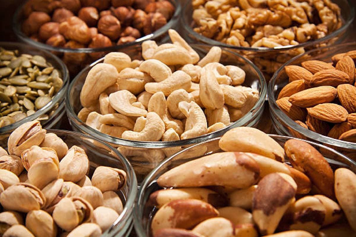 Soaked Dry Fruits : कौन से मेवों को भीगा कर खाने से मिलता है सेहत को लाभ?