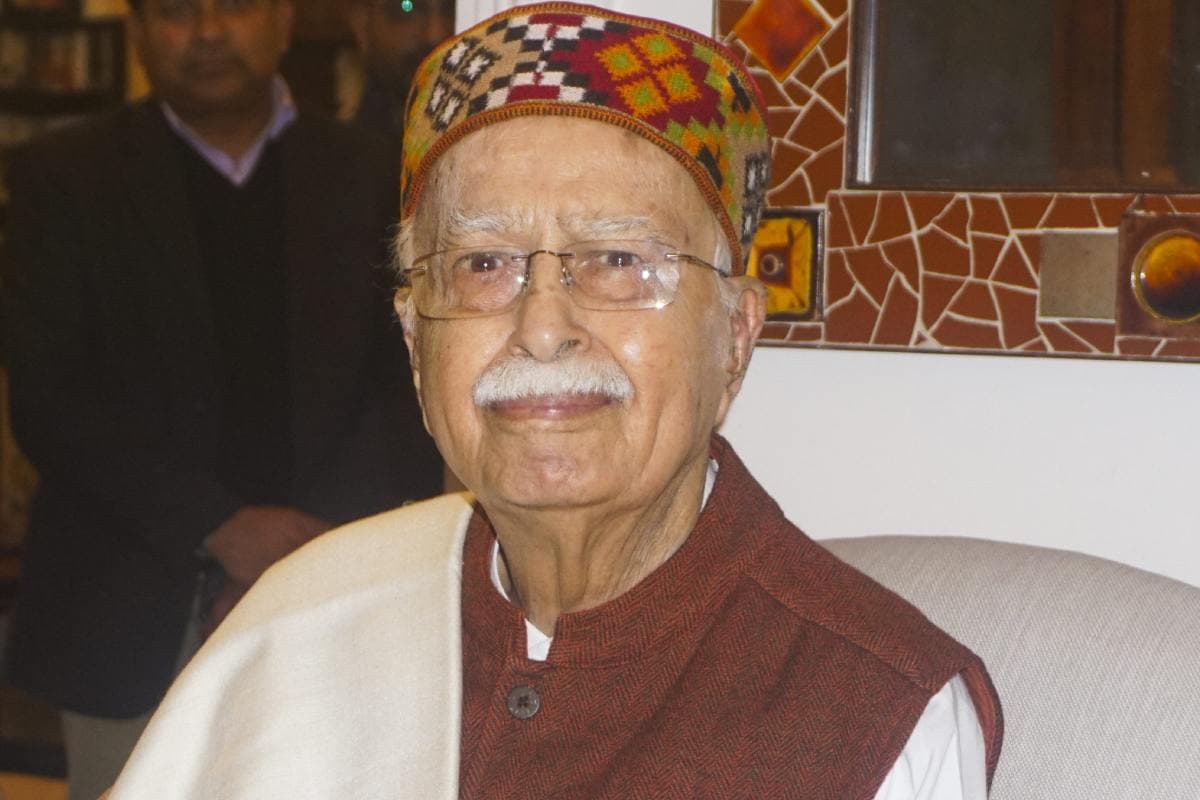 Lal Krishna Advani: लाल कृष्ण आडवाणी की तबियत बिगड़ी, अपोलो अस्पताल में कराया गया भर्ती