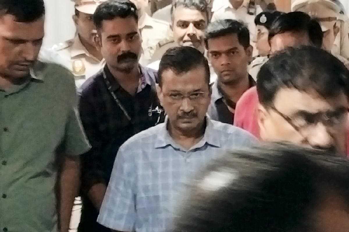 Delhi News: आबकारी नीति मामले में अरविंद केजरीवाल की मुश्किलें नहीं हुई कम, न्यायिक हिरासत 27 अगस्त तक बढ़ी