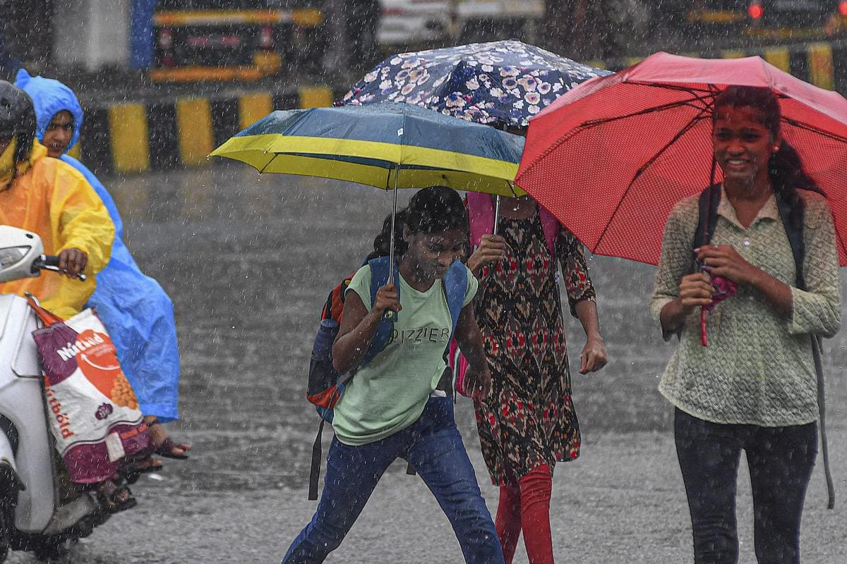 Bihar Weather: बिहार में मॉनसून फिर कमजोर, इन शहरों में लौट रही है उमस वाली गर्मी