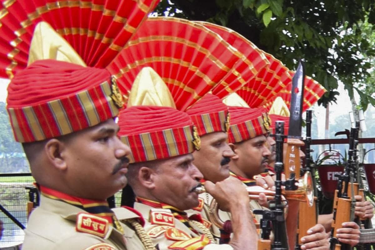 Modi Govt Agniveer Reservations: मोदी सरकार का बड़ा ऐलान, पूर्व अग्निवीरों को CISF और BSF में छूट मिलेगी