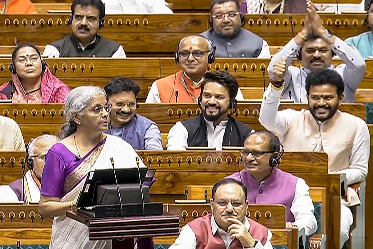 Budget 2024: स्टार्टअप में पैसा लगाने वालों को सीतारमण का निर्मल तोहफा, एंजल टैक्स खत्म