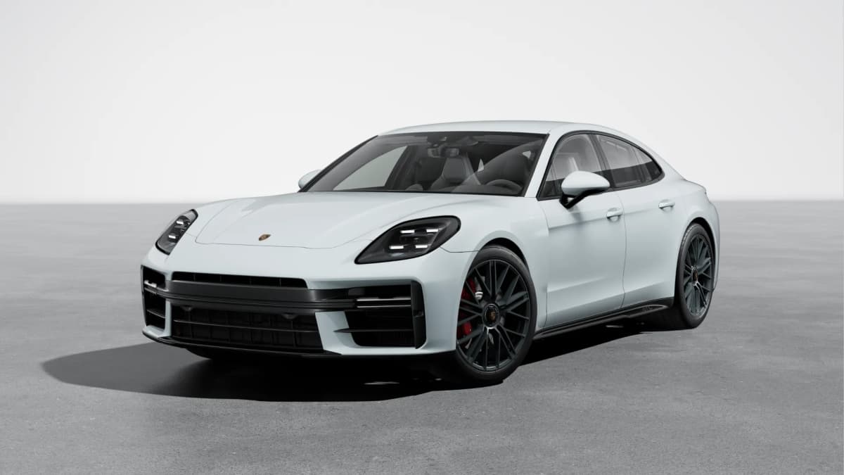Porsche Panamera GTS भारत में 2.34 करोड़ रुपये में लॉन्च हुआ