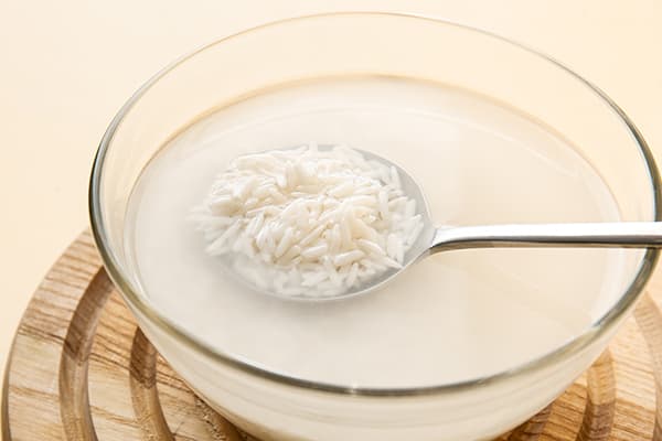 Skincare Tips : राइस वाटर के क्या है फायदे, कैसे करें अप्लाई, आप भी जानें
