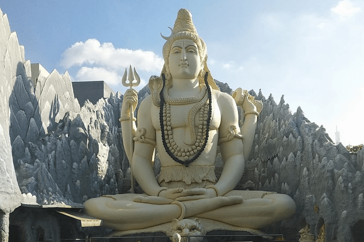 Shiv Chalisa: जय गिरिजा पति दीन दयाला, सदा करत सन्तन प्रतिपाल… भोलेनाथ को प्रसन्न करने का सरल उपाय, रोज करें शिव चालीसा का पाठ Shiv Chalisa: जय गिरिजा पति दीन दयाला, सदा करत सन्तन प्रतिपाल… भोलेनाथ को प्रसन्न करने का सरल उपाय, रोज करें शिव चालीसा का पाठ