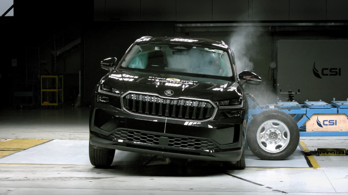 Skoda Kodiaq side impact test Skoda Kodiaq side impact test