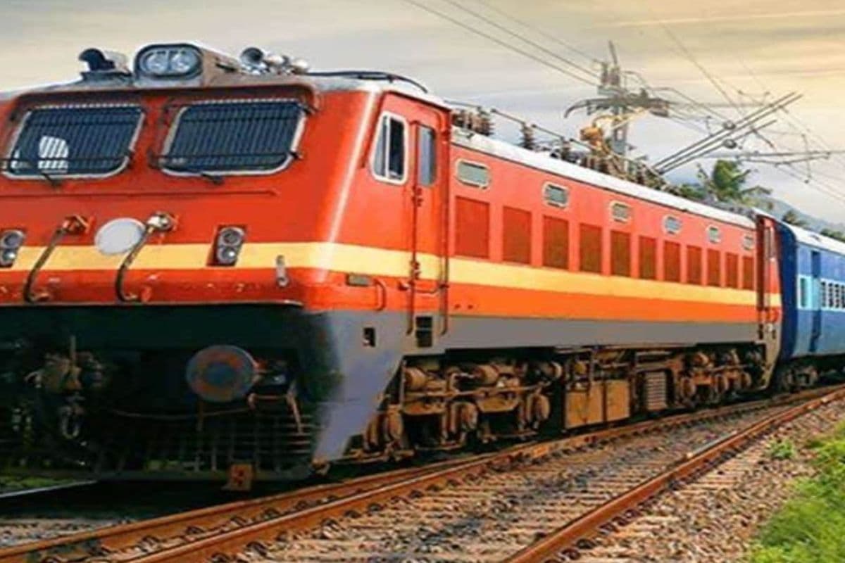 Bomb Threat in Somnath Express: सोमनाथ एक्सप्रेस में बम होने की सूचना से हड़कंप, आरोपी बंगाल से गिरफ्तार  