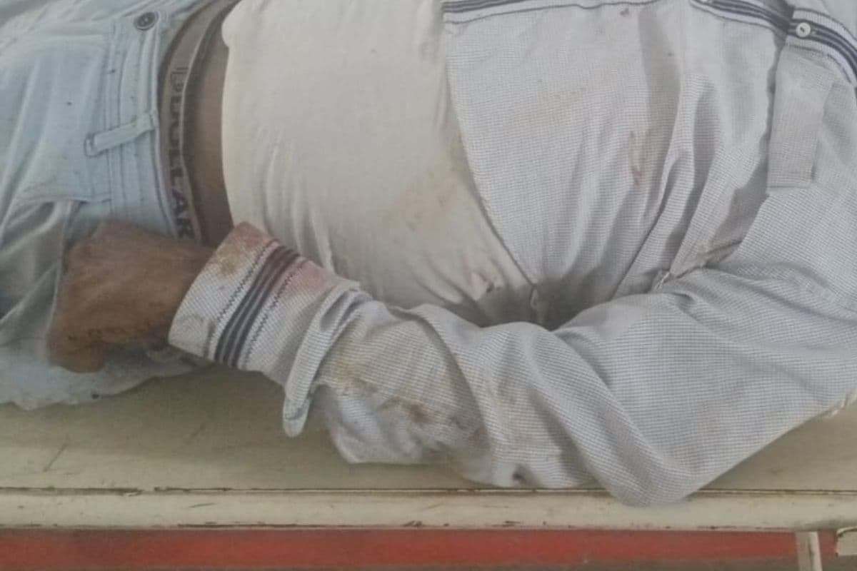 सरायकेला में अनियंत्रित बाइक पुल से टकरायी, 1 की मौत, दूसरे की हालत गंभीर