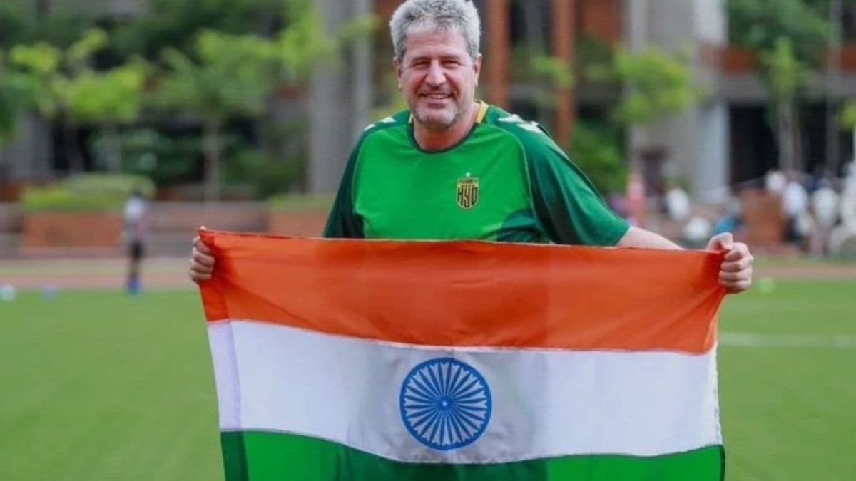 भारतीय फुटबॉल को मिला नया कोच, AIFF ने Manolo Marquez को मुख्य कोच नियुक्त किया