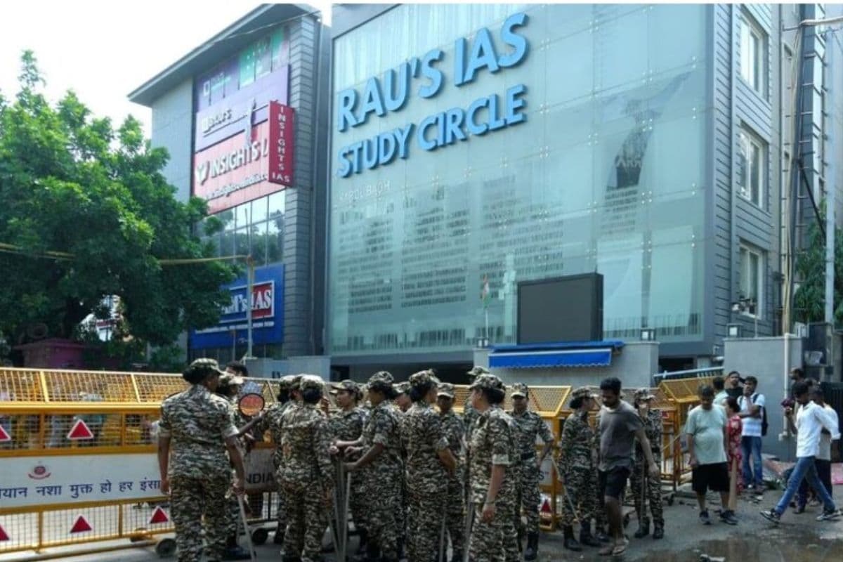 UPSC Aspirant Student Death Delhi: संसद में उठ सकता है दिल्ली में 3 छात्रों की मौत का मुद्दा, 13 कोचिंग सेंटर के बेंसमेंट सील