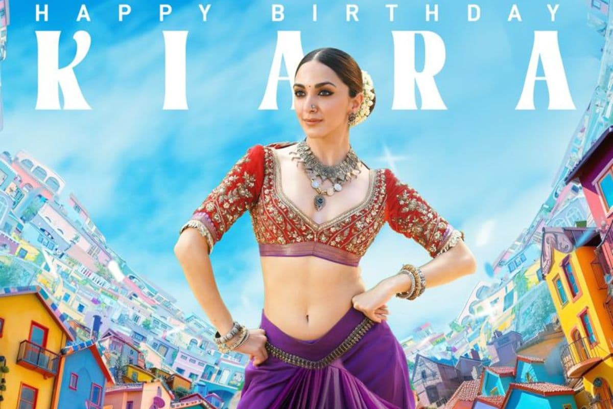 Game Changer: कियारा आडवाणी की ‘गेम चेंजर’ का पोस्टर रिलीज, ‘जबीलम्म्मा’ के लुक में बिखेरा ग्लैमर