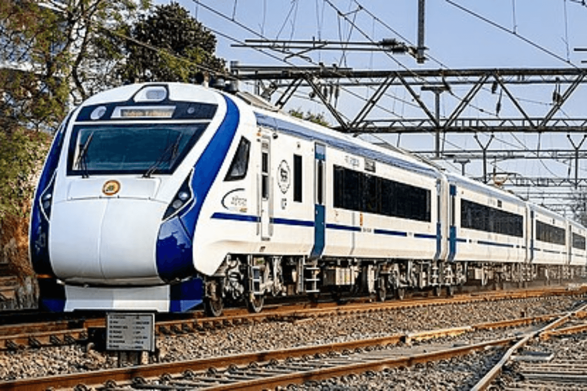 Sarkari Naukri : रेलवे में पैरामेडिकल की भर्ती जारी, कल से आवेदन शुरू