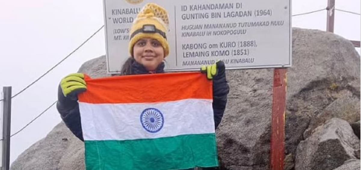 Mount Kinabalu: बिहार की बेटी लक्ष्मी झा ने रचा इतिहास, मलेशिया की सबसे ऊंची चोटी पर लहराया तिरंगा