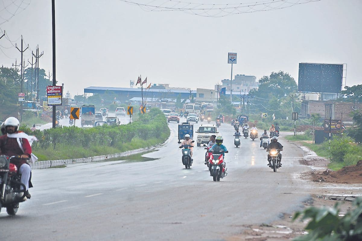 Bengal Weather Forecast : मौसम विभाग का आया बड़ा अपडेट, कोलकाता समेत दक्षिण बंगाल में भारी बारिश की संभावना
