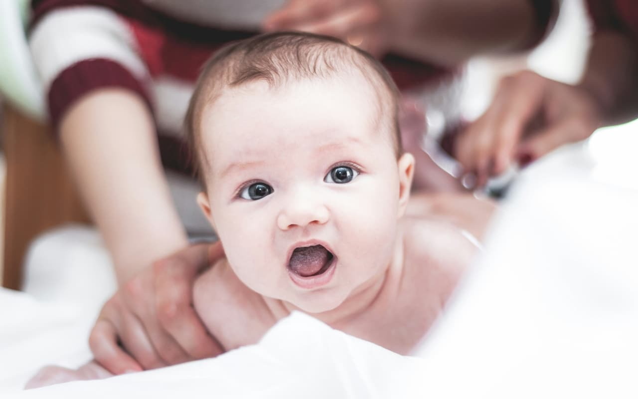 Baby Names: अपने नन्हे से लाडले के लिए चुनें एक वैदिक, साथ ही जानें उनका अर्थ