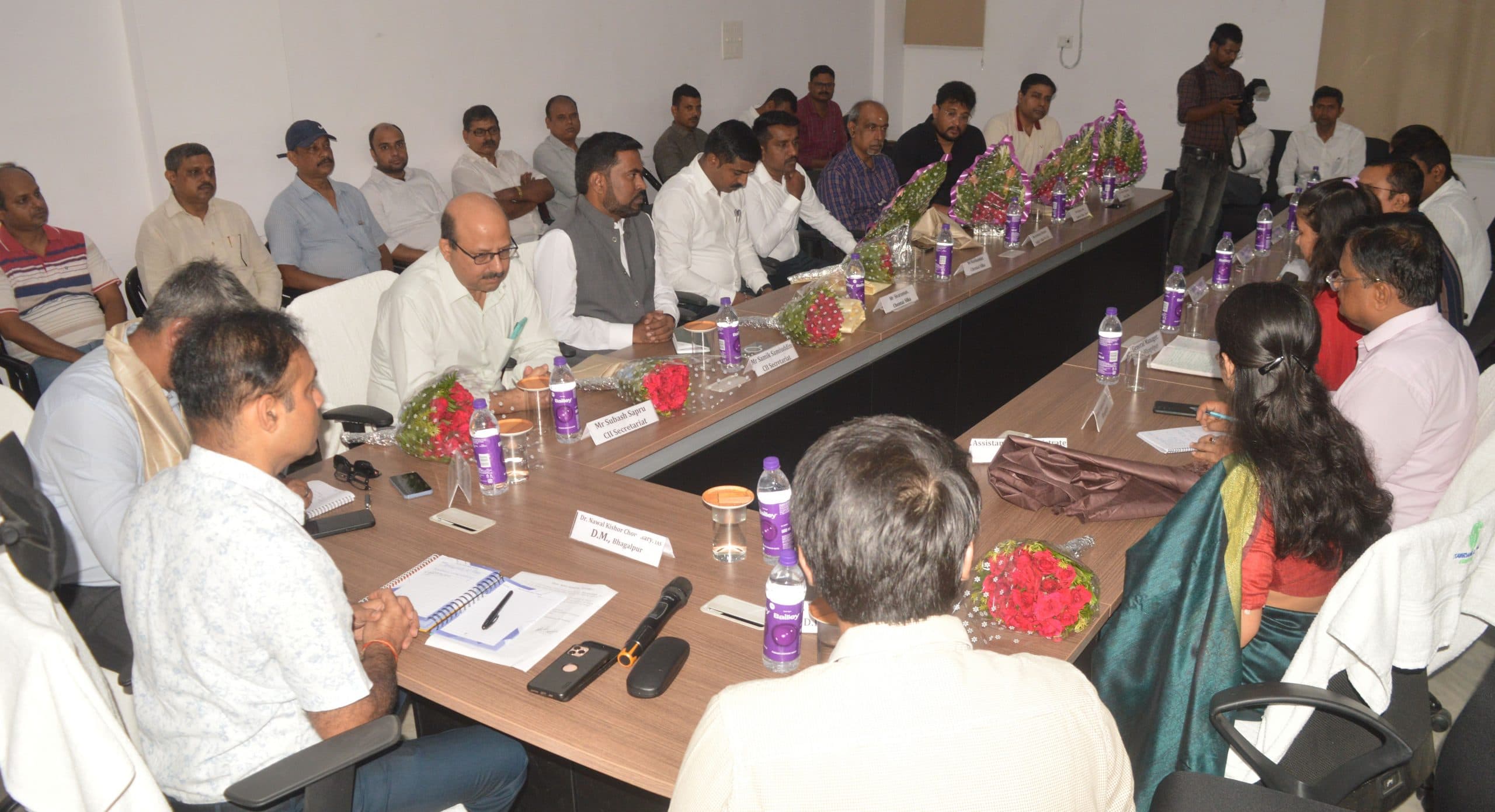 भागलपुरी सिल्क में निवेश को निवेशक तैयार, कहा- यहां के बुनकरों की शिल्पकला देख बढ़ा विश्वास