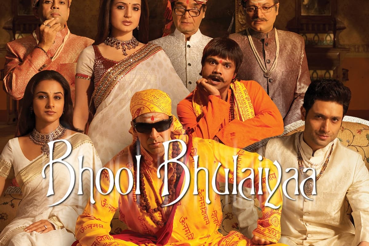 Bhool Bhulaiyaa OTT: थिएटर्स में कार्तिक की 'भूल भुलैया 3', तो ओटीटी पर अक्षय की फिल्म मचा रही है धमाल, यहां हुई स्ट्रीम