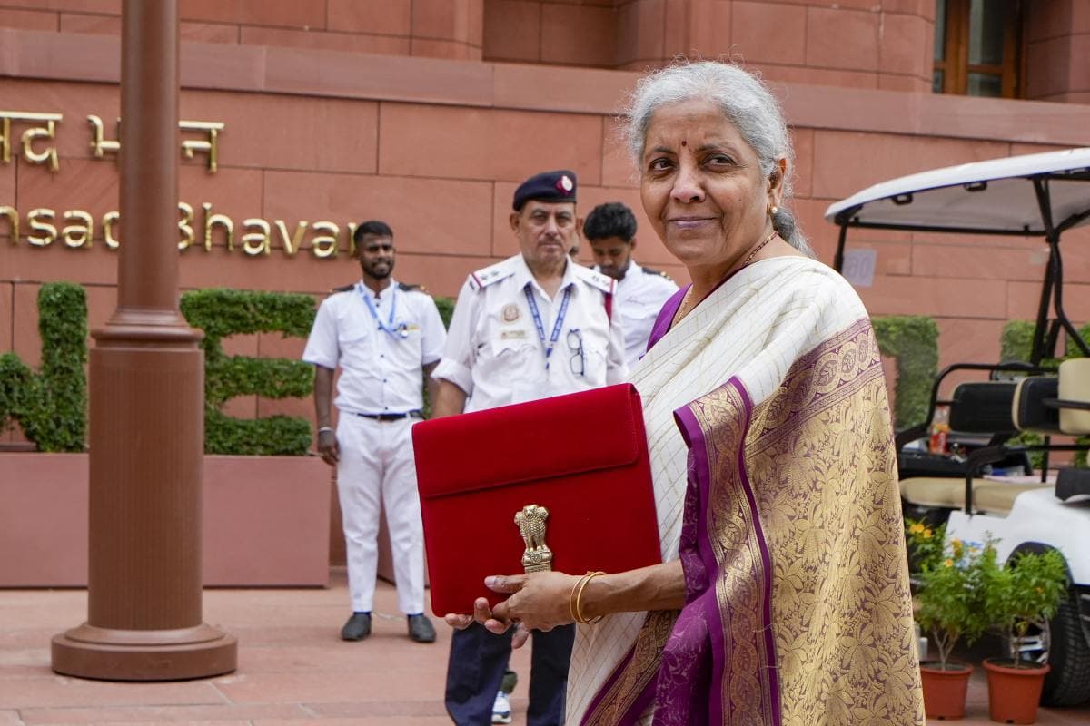 Budget 2024 : वित्त मंत्री ने बंगाल में सर्वांगीण विकास के लिये किया बड़ा ऐलान कहा...