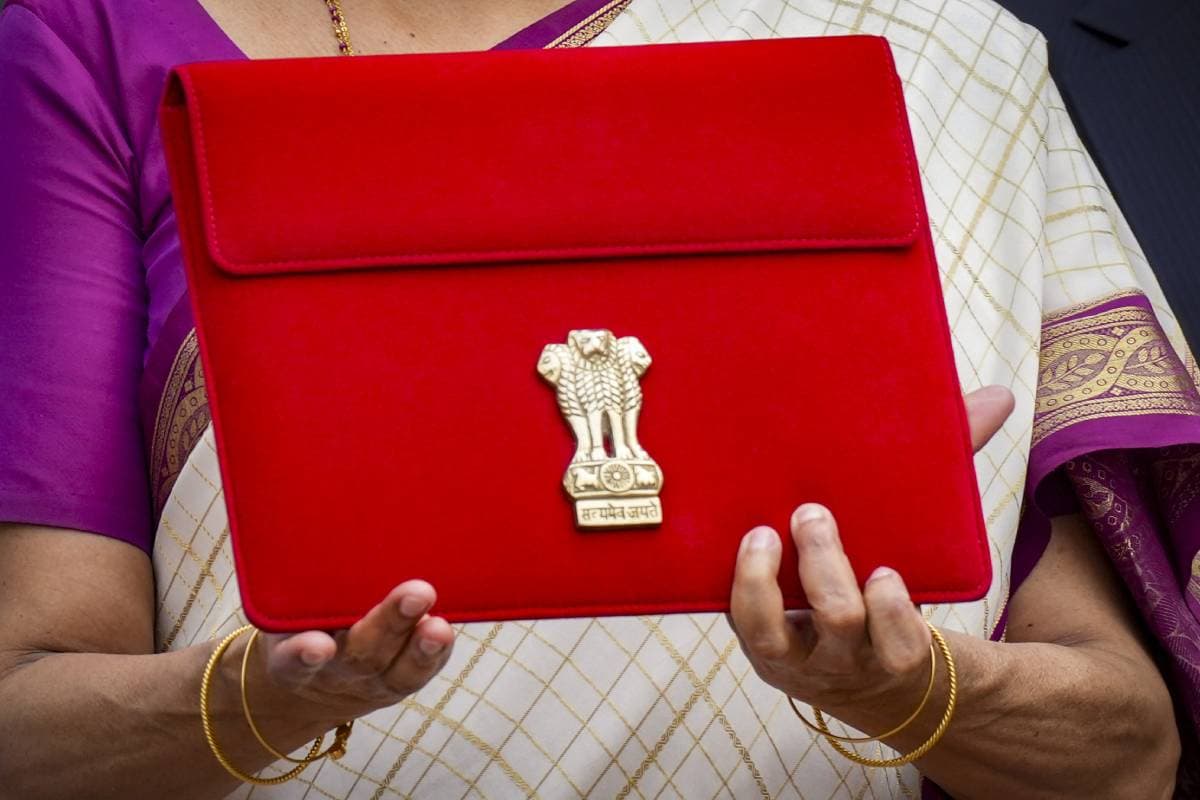 Budget Memes: मिडिल क्लास को नहीं समझ आ रहा बजट! बिहार-आंध्र गदगद, मीम्स सोशल मीडिया पर वायरल