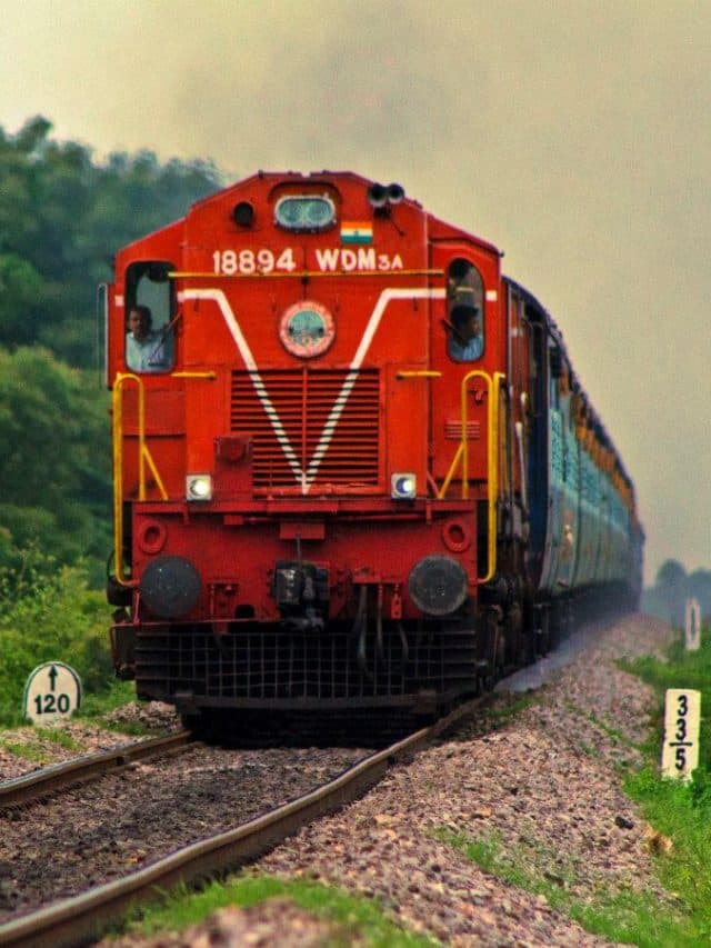 Jharkhand Train Accident: हावड़ा – मुम्बई मेल के डिरेलमेंट की वजह निम्नांकित ट्रेनें रहेंगी रद्द