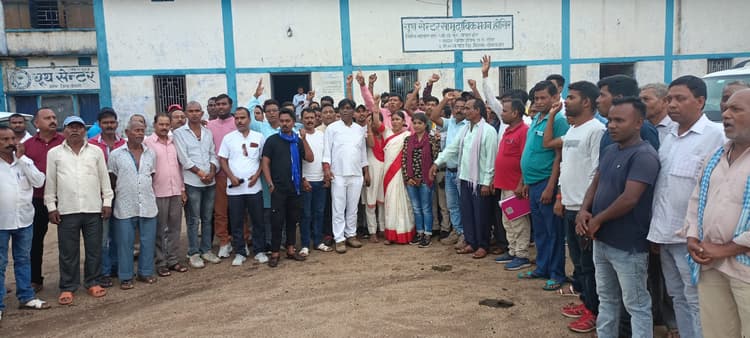 विस्थापितों को मुआवजा नहीं मिला तो होगा आंदोलन : जिप अध्यक्ष