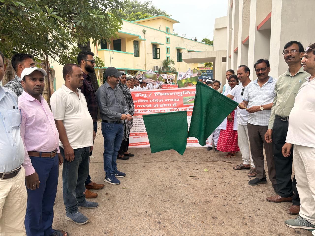 डेंगू की रोकथाम के लिए निकाली जागरूकता रैली