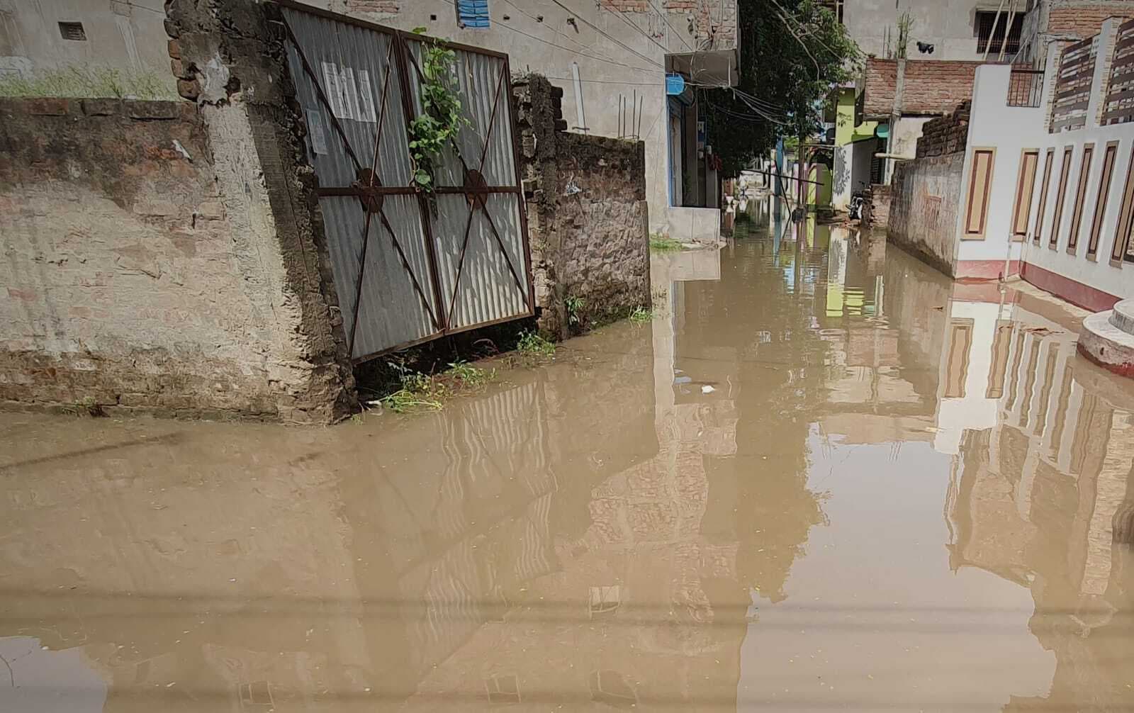 दो दिनों तक हुई मानसून की दूसरी बारिश ने शहरी क्षेत्र को किया जलमग्न, कुल 50 एमएम हुई बारिश