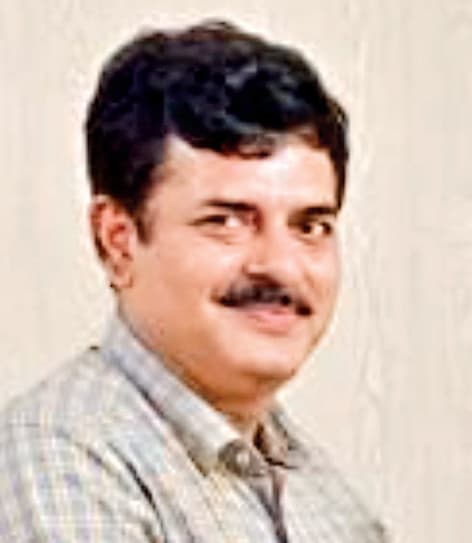 राज्यपाल के एकेडमिक एडवाइजर और ओएसडी ने झारखंड छोड़ा