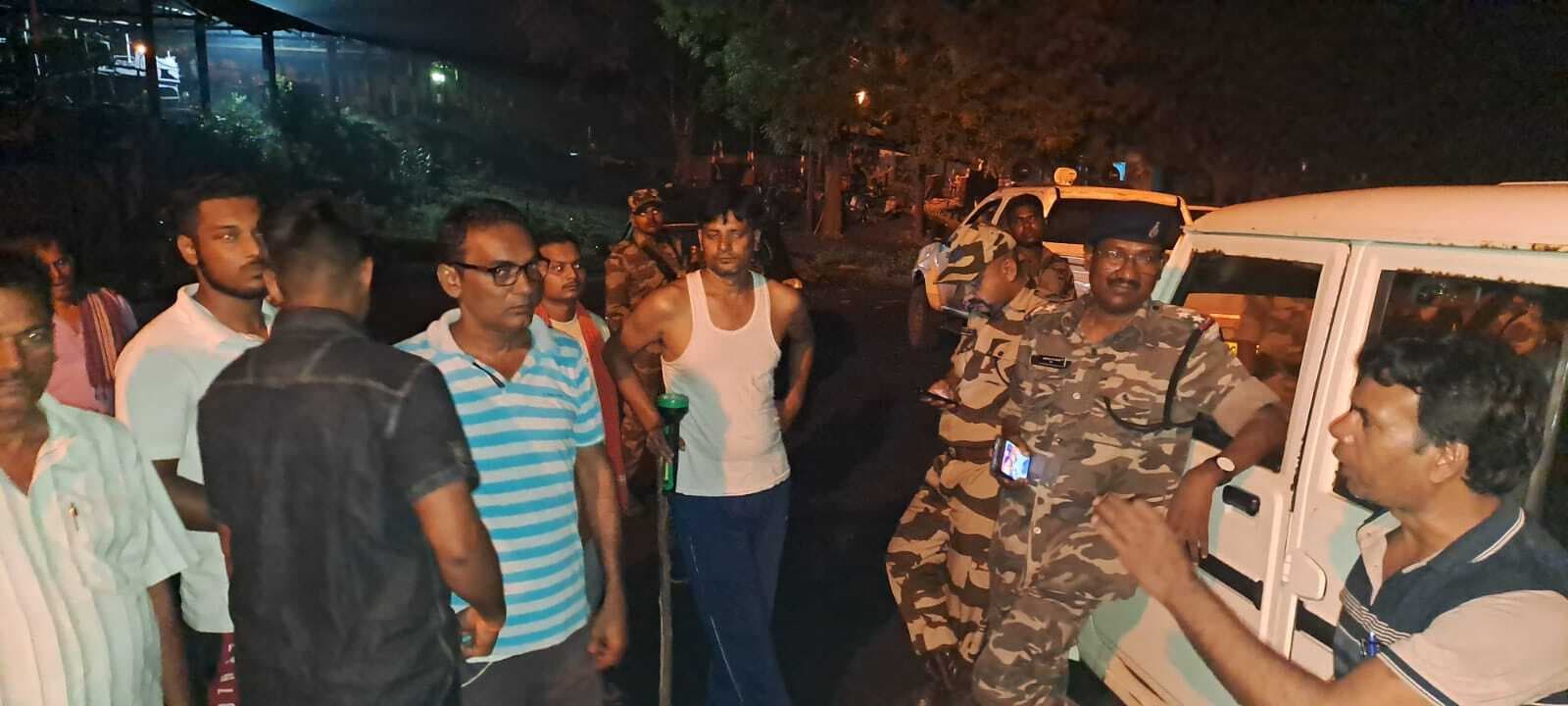 खदान में घुसे चोर, अंदर जाने से इंकार करने पर सीआइएसएफ को लोगों ने घेरा