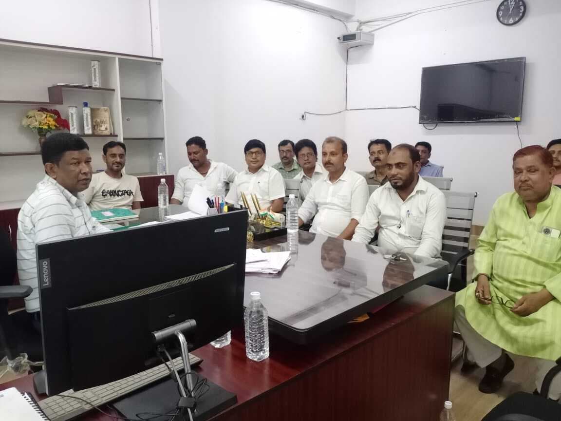 वोटर लिस्ट में नये नाम जोड़ने के लिए राजनीतिक दलों से किया विमर्श