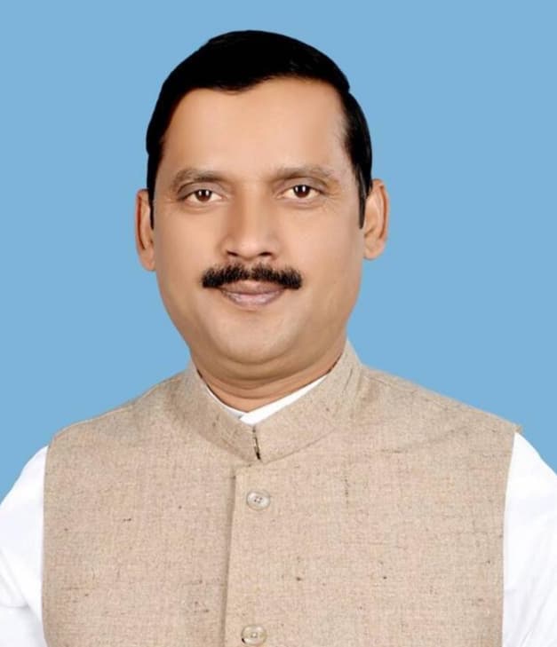 जिला परिषद से कुल चार करोड़ 27 लाख की लागत से बनेगा स्टेशन रोड: पप्पू अजीम