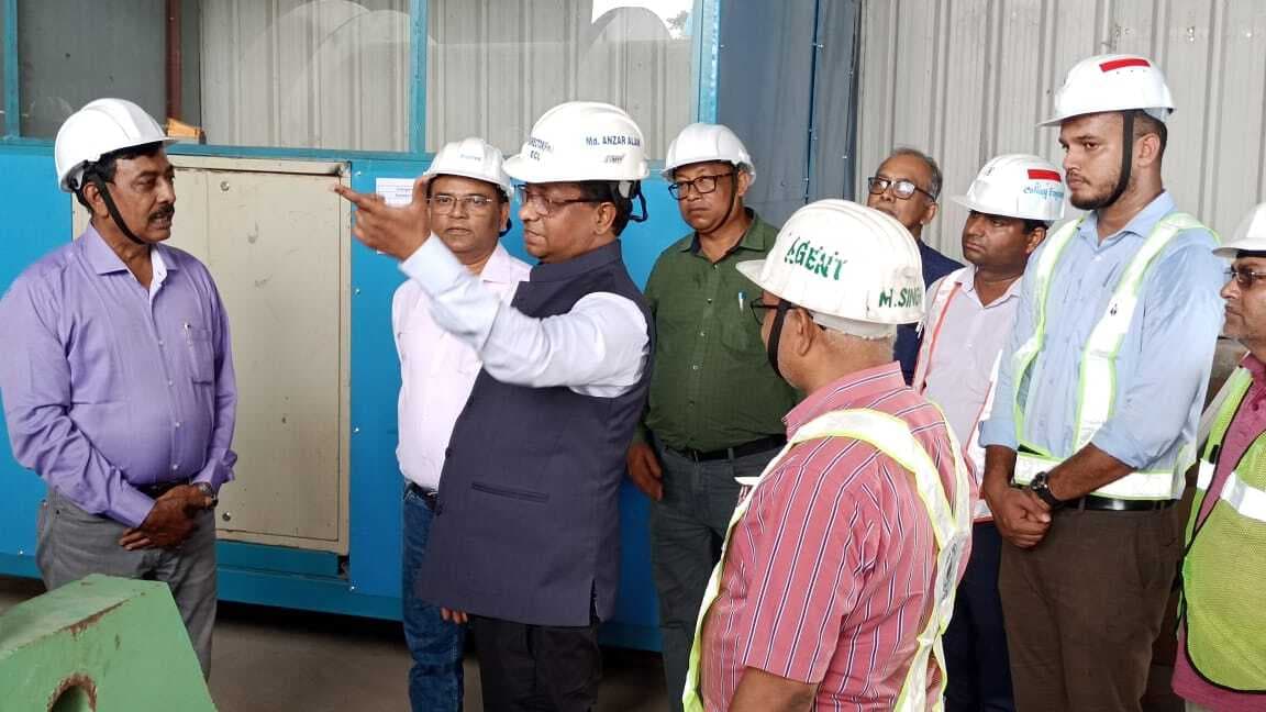 इसीएल के निदेशक ने किया कुनुस्तोड़िया क्षेत्र का दौरा